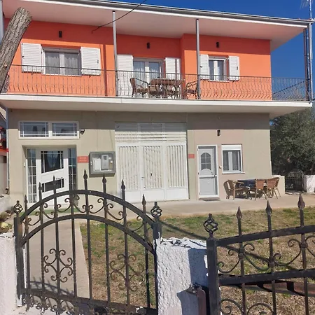 Апартаменты River House Калампака